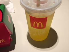 -麦当劳(中山公园龙之梦店)
