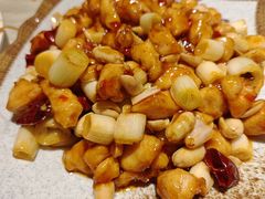 -鑫巴蜀小镇 · 水煮鱼专研店(玉桥店)