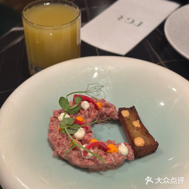 想和你一起去的餐廳[爱心]慶生氛圍不錯的西餐