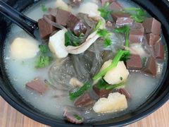 鸭血粉丝汤-小杨生煎(香港名都店)