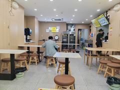 -杨铭宇黄焖鸡米饭(光谷APP广场店)