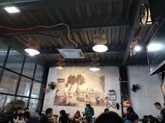 大堂-官塘锋记鱼生·生腌·砂锅粥(牌坊街店)
