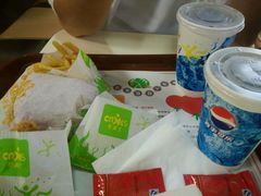 -华莱士·全鸡汉堡(海口政法学院店)