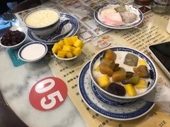 -广信牛奶甜品世家(台东店)