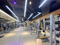 -威克健身游泳(万菱汇店)