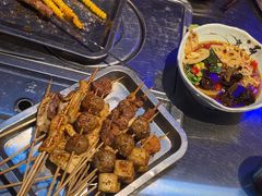 -马路牙子烧烤音乐酒馆(望京店)