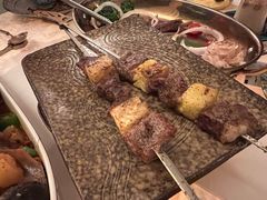 雪花牛肉烤凤梨-龟兹KUCINA·新疆菜(前滩L+PLAZA店)