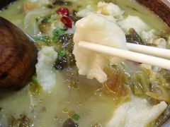 -周鱼小馆石锅酸菜鱼(活力汇店)