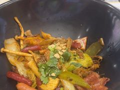 -醉人椒麻辣香锅(王府井喜悦店)