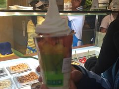 -三佰瑞冻酸奶(凯德MALL店)