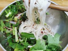 三鲜细米线-贵州沾水米线(学田湾店)