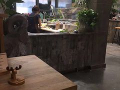 大堂-HIGH FIVE哈福手工汉堡(桂林路店)