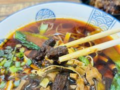 -彭家牛肉块扯面