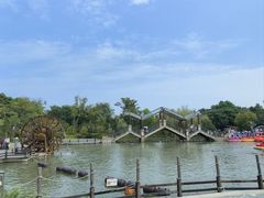 -茅山东方盐湖城景区