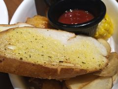 小吃拼盘-米斯特比萨(罗斯福店)