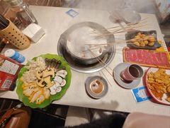 -钢管厂五区小郡肝串串香火锅(梅川路店)