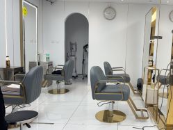 -阿三造型烫染•接发