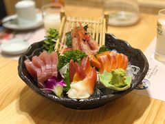 -鳗鲔料理小馆