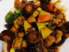 十八罗汉-功德林(南京西路店)