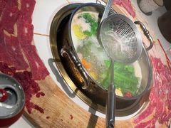 -牛人日志·鲜牛肉骨汤火锅(万科里瑧店)