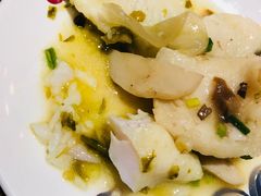 酸菜巴沙鱼-渝是乎酸菜鱼(龙旗购物中心店)