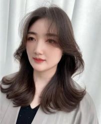 -时尚殿堂明星门店