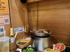 -独食火锅·半米屋台(直营总店)