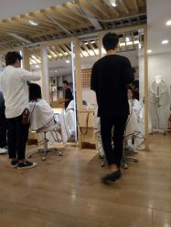 -简法造型·品牌形象店