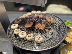 -草家酱蟹炭火烤肉店(珲春南路一店)
