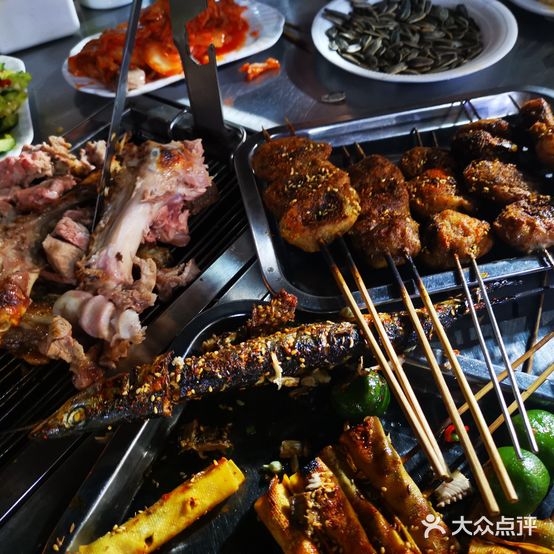 草原烤羊腿(师部农场路店)
