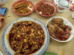 -老三样·美食研究中心(世贸路店)