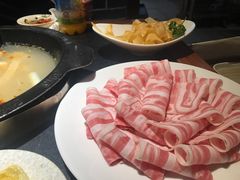 -周周有辣火锅馆(玖耀里店)