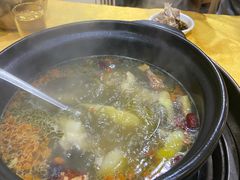 -濠轩阁特色生蚝火锅(水湾路店)