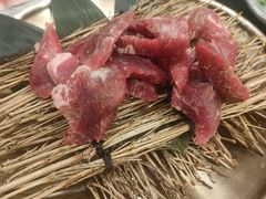 -臻牛烤肉