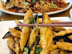 -鲁南仔·滕州炒鸡(经三路店)