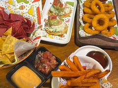 -Famous肥猫墨西哥音乐餐吧(五棵松华熙LIVE店)