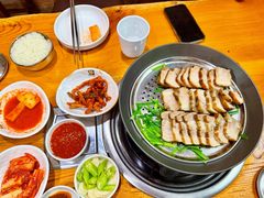 -喇喇排骨火锅·传统韩式脊骨汤(望京西园总店)