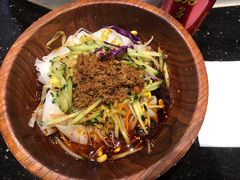 招牌肉酱凉皮-西北杂粮筐手工面凉皮(来福士店)