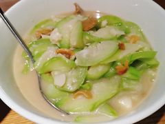 鲜丝瓜焖河蚌-费大厨辣椒炒肉(万家丽一店)