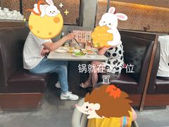 -肥仔文澳门猪骨煲(南京西路店)