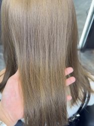 -藤野造型烫染·漂发