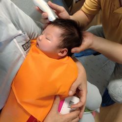 -龙文宝贝上门婴儿理发满月剃胎毛(黄浦店)