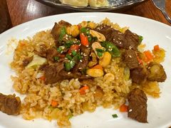-玛格萝妮比萨屋(四平店)