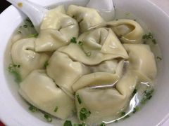 荠菜肉馄饨-潘国仙耳光馄饨(黄家阙路店)