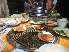 -唯成•韩国炭火烤肉 유성고기