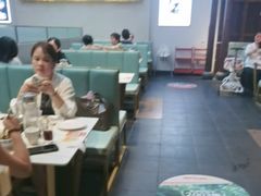 -阿瓦山寨·湘菜现炒·剁椒鱼头王(咸阳总店)