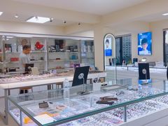 -潘多拉眼镜·蔡司依视路明月(潘家园店)
