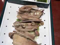 八旗手抓羊排-京味张·北京烤鸭(天河南二路店)