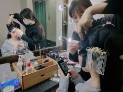 -盘子女人坊生日照·摄影馆(华强店)