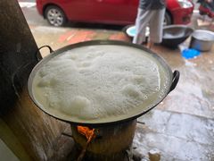 -云南大锅豆浆店